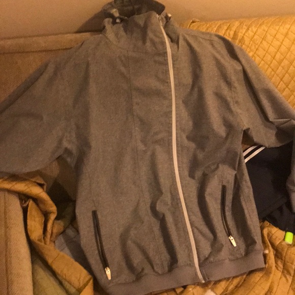 Zara wind breaker new ! - Picture 1 of 1